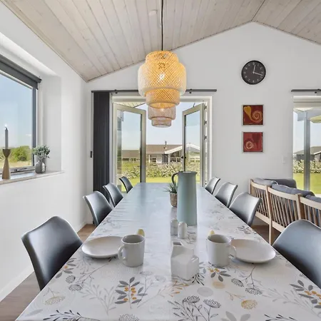 Ika - 450m From The Sea By Interhome *